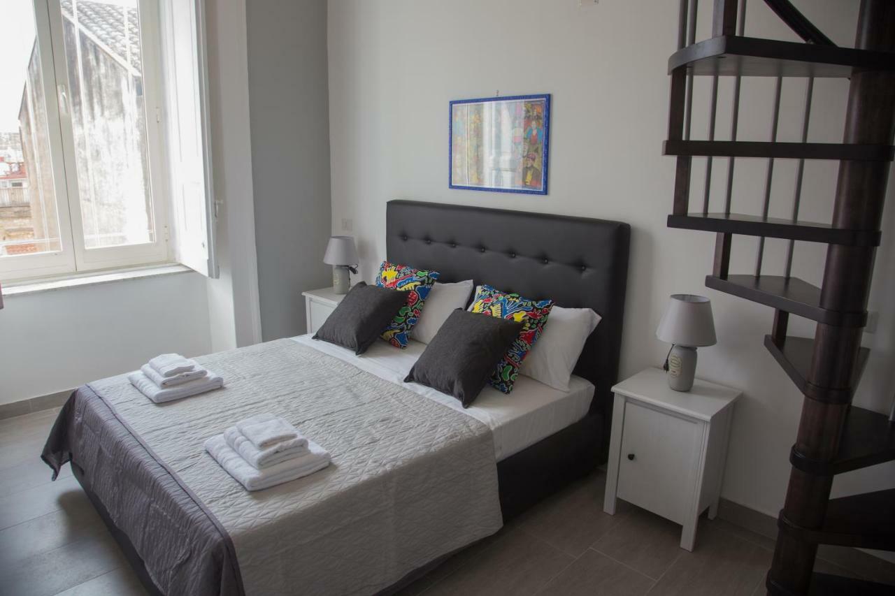 Vesuvius Luxury Suites Νάπολη Εξωτερικό φωτογραφία