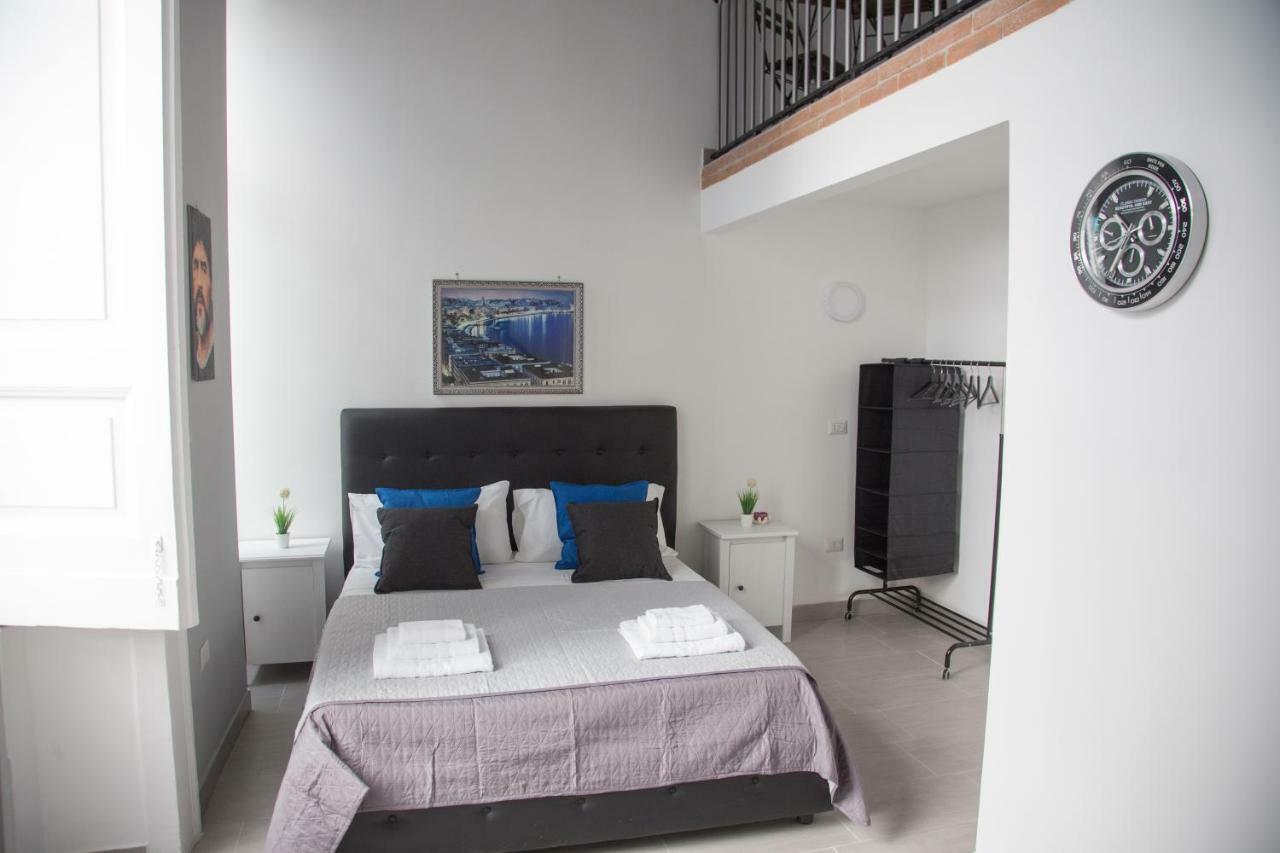 Vesuvius Luxury Suites Νάπολη Εξωτερικό φωτογραφία