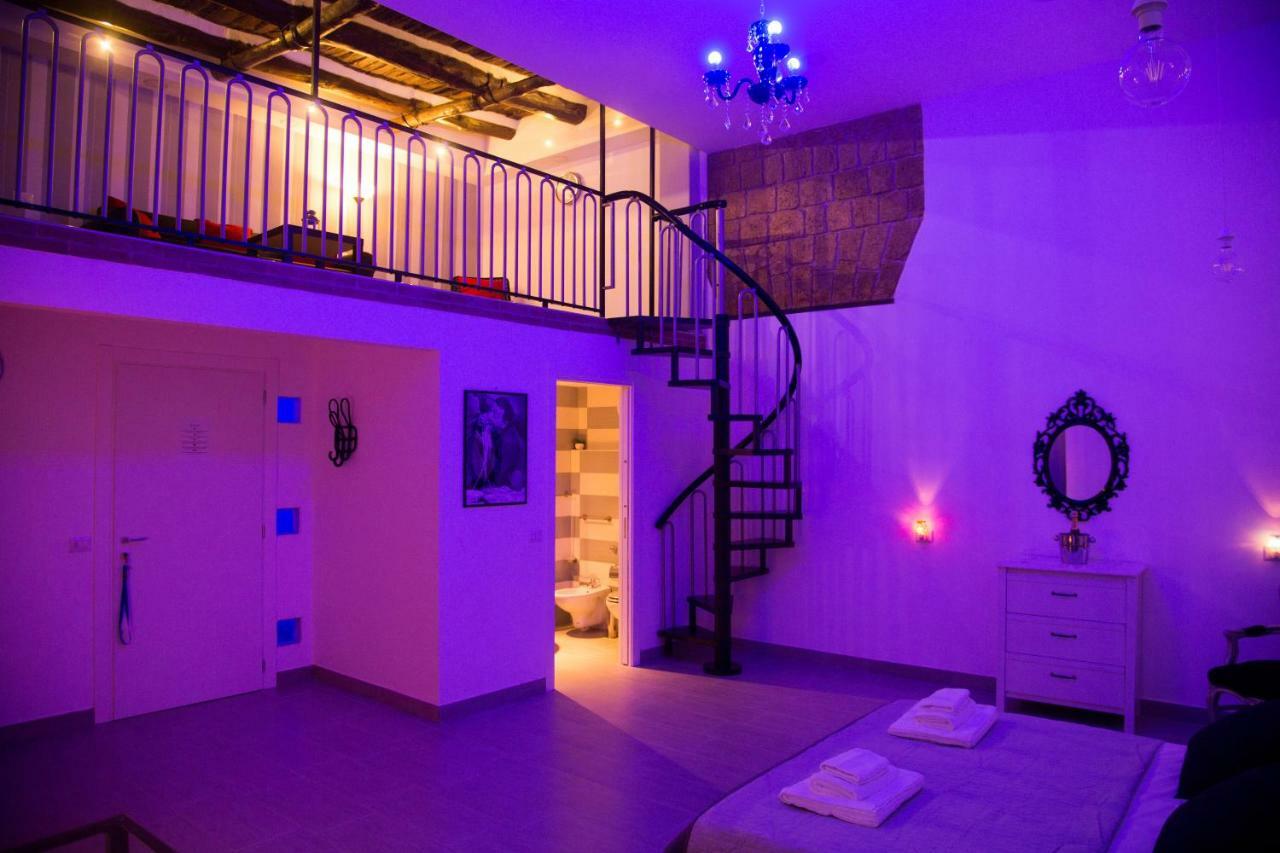 Vesuvius Luxury Suites Νάπολη Εξωτερικό φωτογραφία