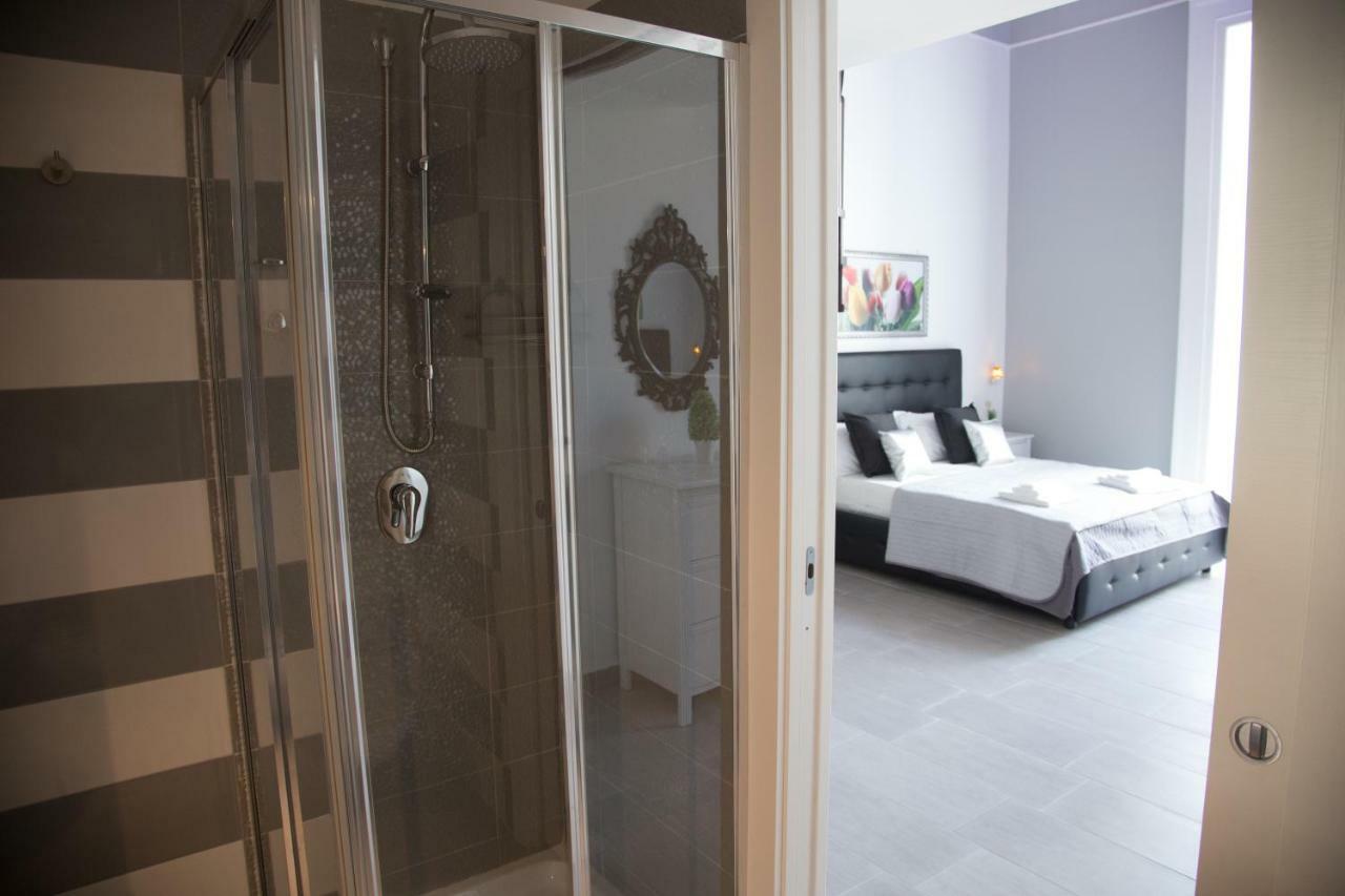 Vesuvius Luxury Suites Νάπολη Εξωτερικό φωτογραφία