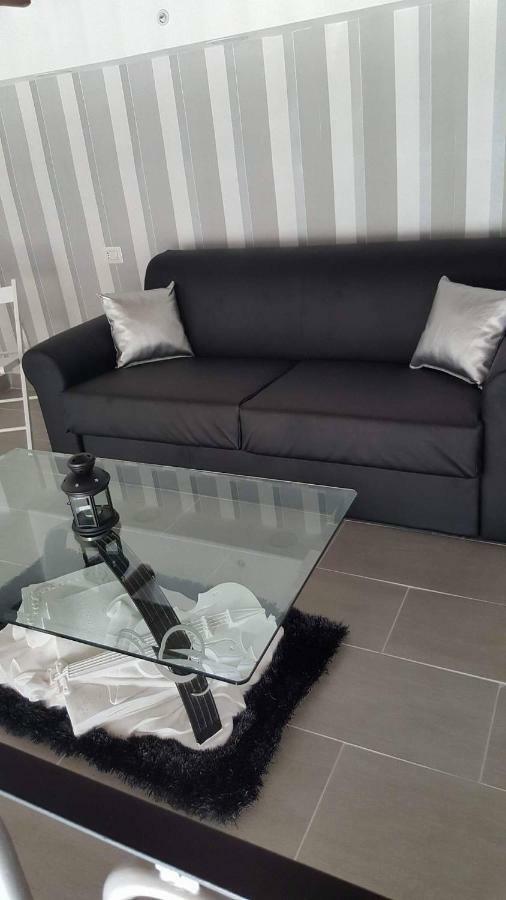 Vesuvius Luxury Suites Νάπολη Εξωτερικό φωτογραφία