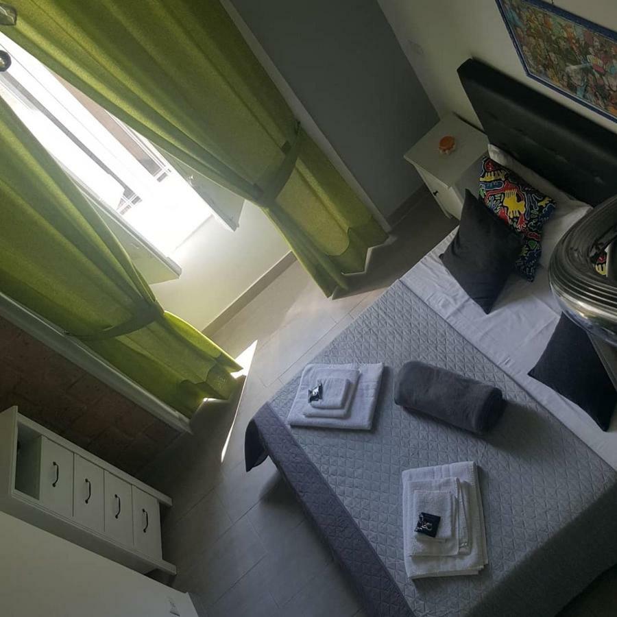 Vesuvius Luxury Suites Νάπολη Εξωτερικό φωτογραφία